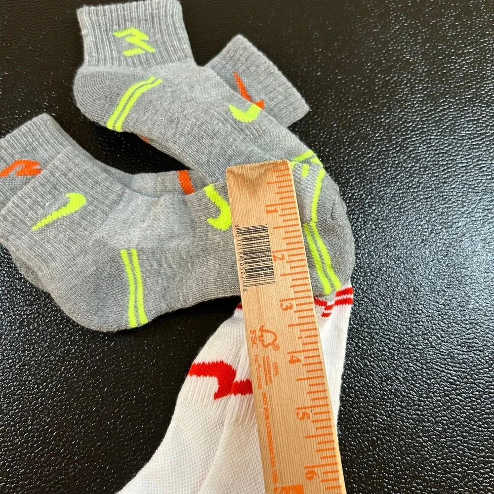 Nike Quarter Ankle Socks Kids Small Multicolor Neon Athletic 3 Pair Pack